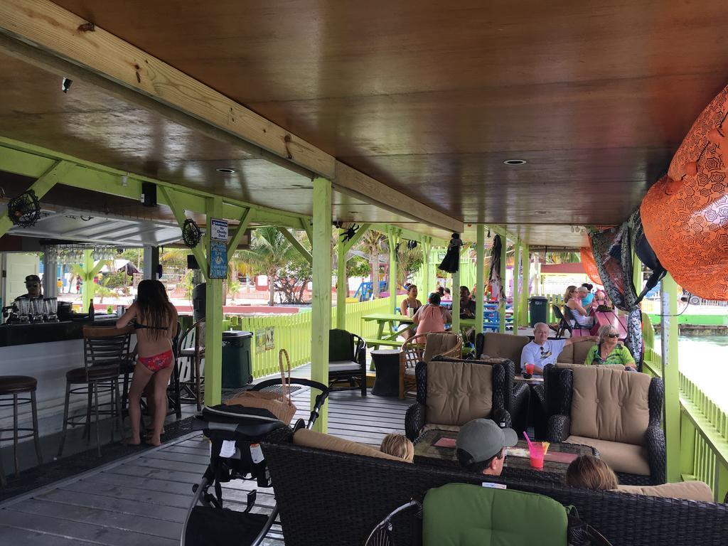 Mara'S Place Hotel Caye Caulker Bagian luar foto